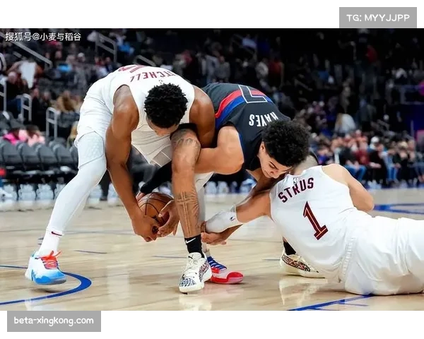 杜克大学布泽尔高效斩获35分12篮板，展现乐透秀身价